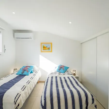 Les Voiles D Azur, Duplex Moderne Avec Vue Sur Le Port Et La Mer, A 2 Minutes Des Plages * Vallauris